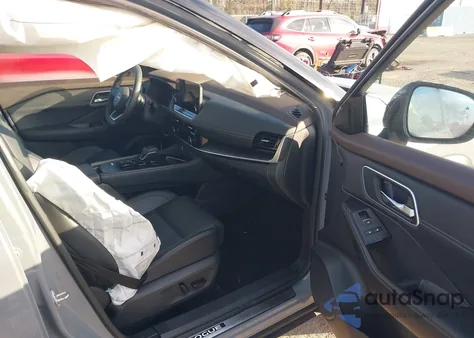 2023 Nissan Rogue Platinum Fwd z USA, uszkodzony, nr VIN JN8BT3DC8PW101529